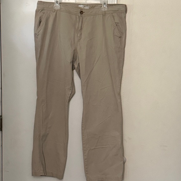 Old Navy Women’s Khaki - Picture 1 of 2